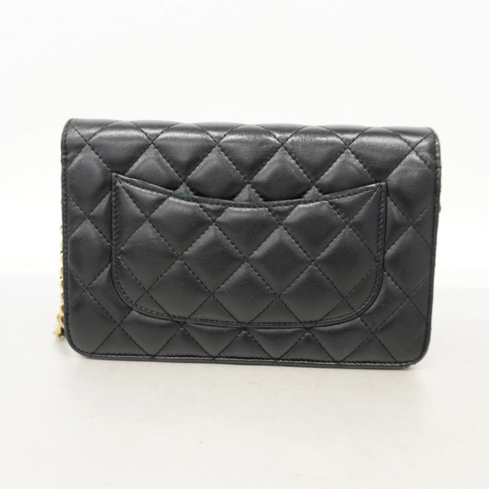 CHANEL Black Lambskin Leather Wallet - Picture 10 of 11